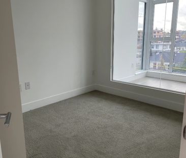 Condo in Vancouver East Side, BC - Photo 3