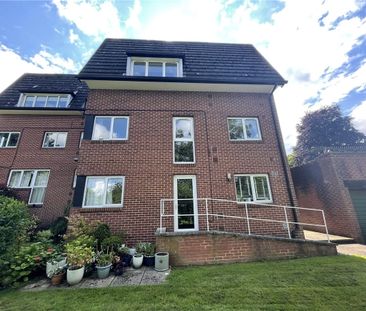 Available now, we offer to you a two bedroomed, ground floor apartm... - Photo 1