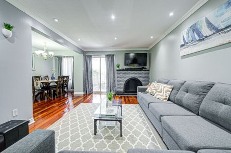 For Lease - 5 Gloucester Place, Brampton, Ontario - Photo 4