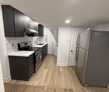 For Lease - 2971 Westoak Trails Boulevard Unit# BSMT, Oakville, Ont... - Photo 3