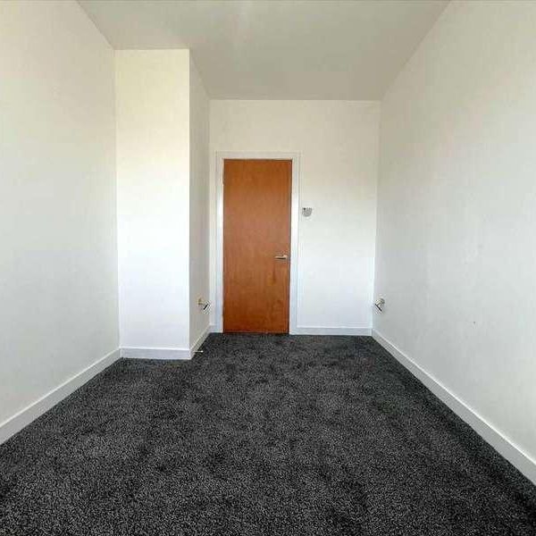 Queen Street, Gravesend, DA12 - Photo 1