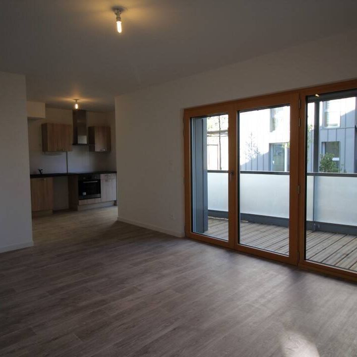 Appartement 3 pièces - - Photo 1