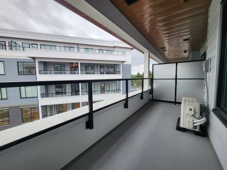 Stunning Two Bedroom Brand New Condo in Surrey with Parking and Leisure Facilities - Photo 2