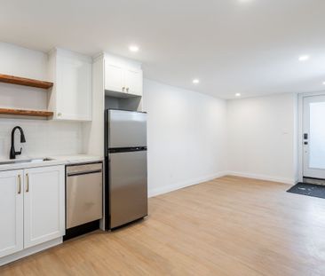 For Lease - 113 Catharine Street Unit# 4, Hamilton, Ontario - Photo 4