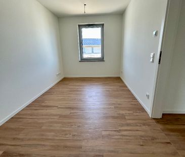 NEUBAU - 3-Zimmer-Wohnung im 1. OG mit Balkon (Nr. 3) Badewanne - Photo 1