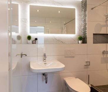 <h1 class="md:text-xl md:leading-6 mt-4 md:mt-10 lg:mb-6 mb-3 text-... - Photo 4