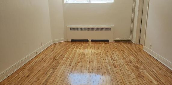 1 CH - 1 SDB - Montréal - $1,350 /mo - Photo 2