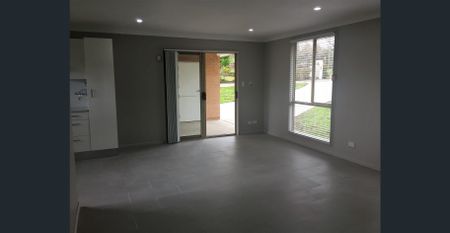 Immaculate two bedroom Granny flat on a large block in Kenthurst. - Photo 3