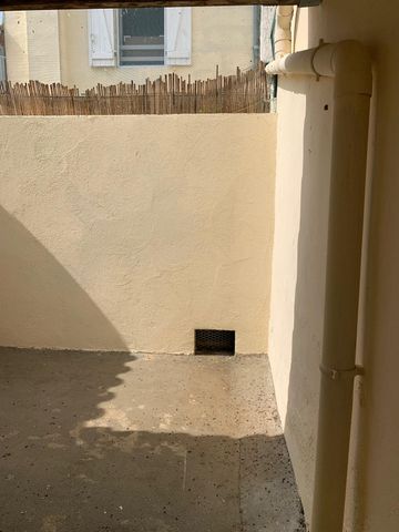 Location Maison 2 pièces 39m² SAUVETERRE DE GUYENNE 33540 - Photo 2