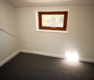 Plough Hill Road, Nuneaton, CV10 - Photo 1