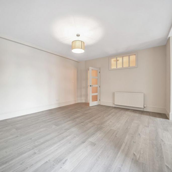 2 bedroom property to rent - Photo 1