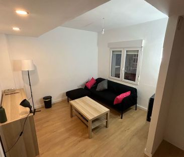 Alquiler de piso en Calle Saturnino Fresno, 9 - Photo 2