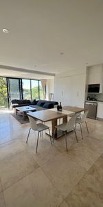 Double Bay - Photo 4