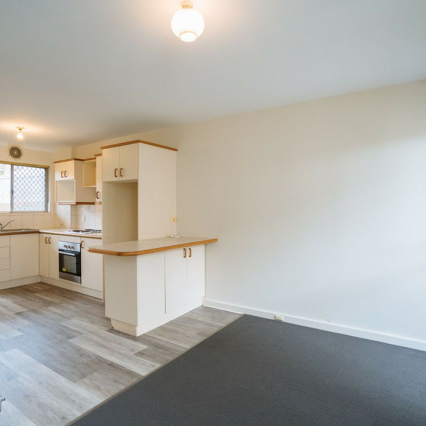 Refurbished Maylands Apartment! - Photo 1