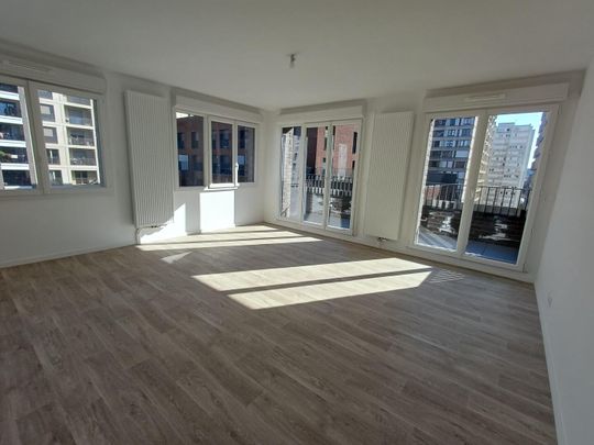 location Appartement T4 DE 78.7m² À BOBIGNY - Photo 1