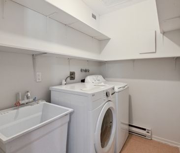 Deluxe Premium - Somerset, Halifax - Photo 6