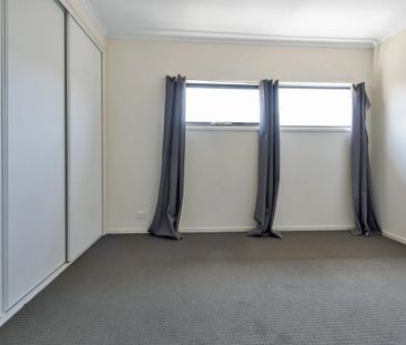9 Derby Lane, St Clair SA 5011 - House For Rent | Domain - Photo 2