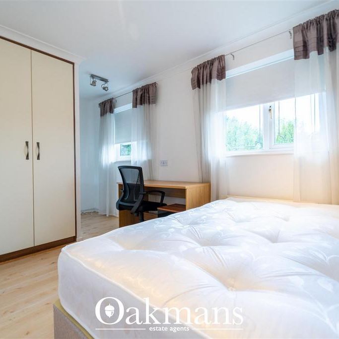 6 bedroom house to rent - Photo 1