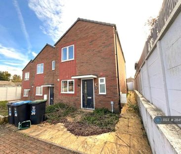 2 bedroom semi-detached house to rent - Photo 6