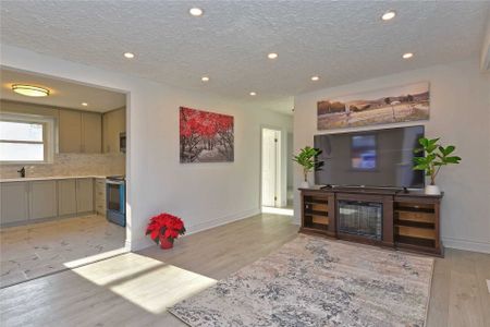 For Lease - 315 Muriel Avenue Unit# Main Floor, Oshawa, Ontario - Photo 2