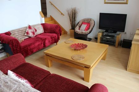 Imperial Point, Salford Quays, M50 - Photo 2