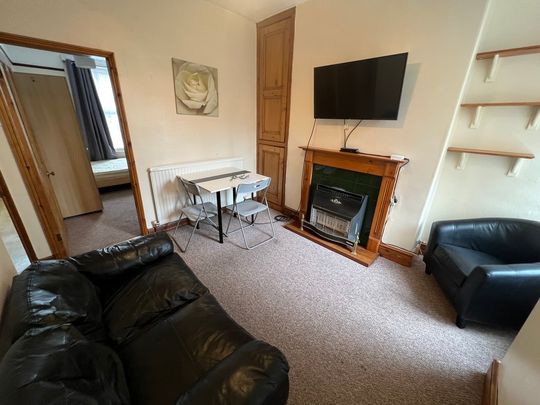 Wolsley Street, Heslington Road - P2081 - Photo 1