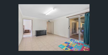 Living in Style & Comfort - Photo 3