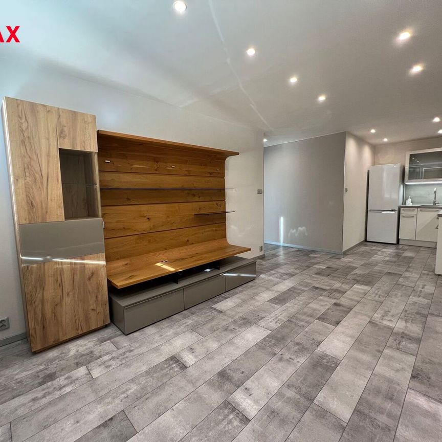 Pronájem bytu 2+kk v osobním vlastnictví 45 m², Praha 5 - Stodůlky - Fotografie 1
