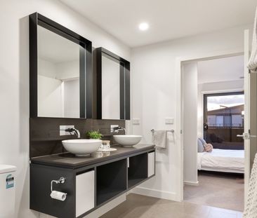 13 Portobello Street, Keysborough, VIC, 3173 - Photo 4