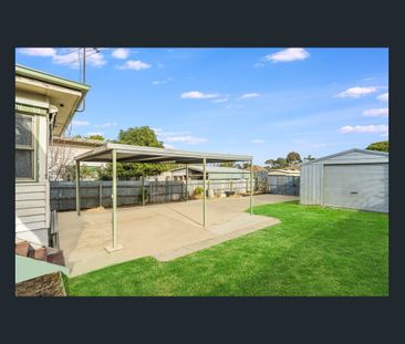 Charming Home in Central Location - Photo 6