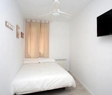 Calle del Arenal, Madrid, Community of Madrid 28013 - Photo 2