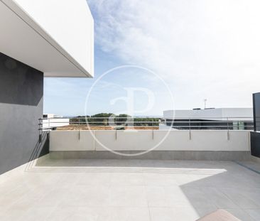 Duplex Penthouse for Rent in Sitges - Photo 4