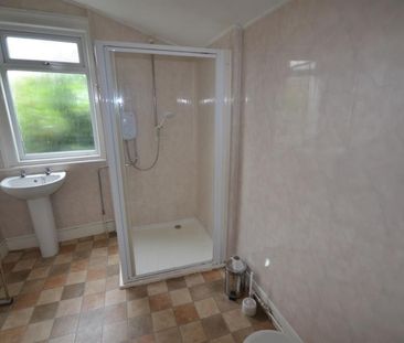 3 bedroom House To Let - Photo 6