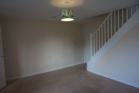 3 bed house to rent in - Photo 2