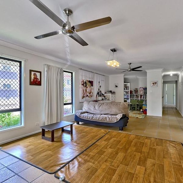 313 Verney Road East, Graceville QLD 4075 - House For Rent | Domain - Photo 1