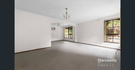 Charming 3-Bedroom Home in Mill Park - Photo 3