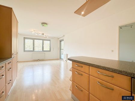 OBERLAA - CHARMANTE 3-ZIMMER-WOHNUNG MIT LOGGIA IN TRAUMHAFTER GRÜNLAGE - TOP-ANBINDUNG IN DIE WIENER INNENSTADT - Foto 5