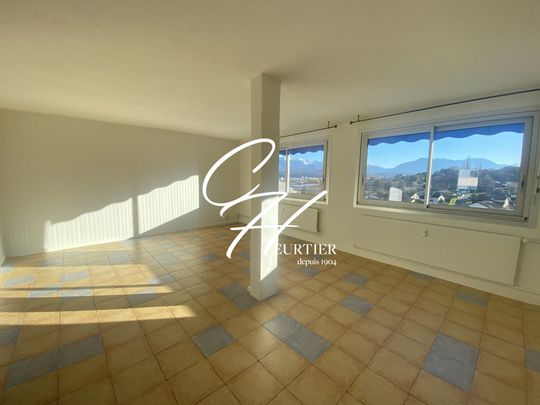 SEYSSINET PARISET - T4 - TRAVERSANT - Photo 1