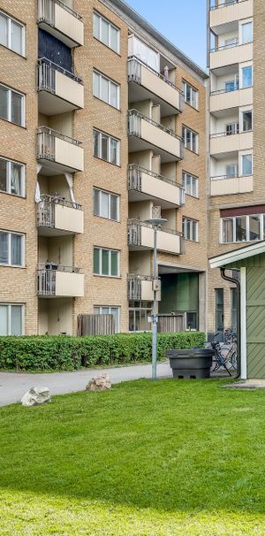 Västra Åsgatan 5 - Foto 1