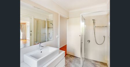 Well Presented Family Home - Photo 5