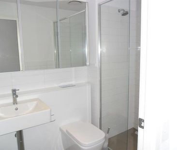 Superb location and quality lifestyle - Photo 5