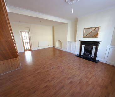 3 bedroom terraced house to rent - Photo 2