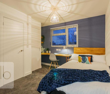 1 bedroom in a house share to rent - Photo 3