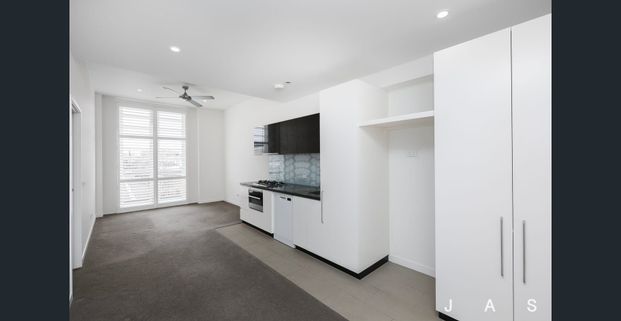 Character, Charm & Convenience in a Heritage Setting - Photo 1