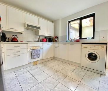 33 St Albans Gardens, Belfast, BT9 5DR - Photo 4
