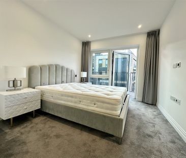 Lockgate Road, London - Photo 1