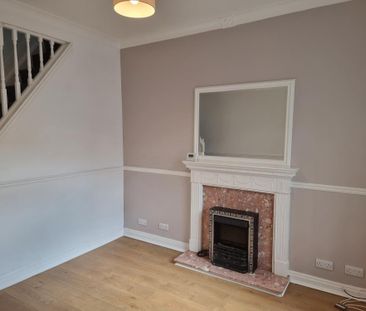 2 bedroom semi-detached house to rent - Photo 1