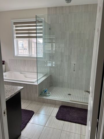 For Lease - 21 Camston Road, Brampton, Ontario - Photo 4