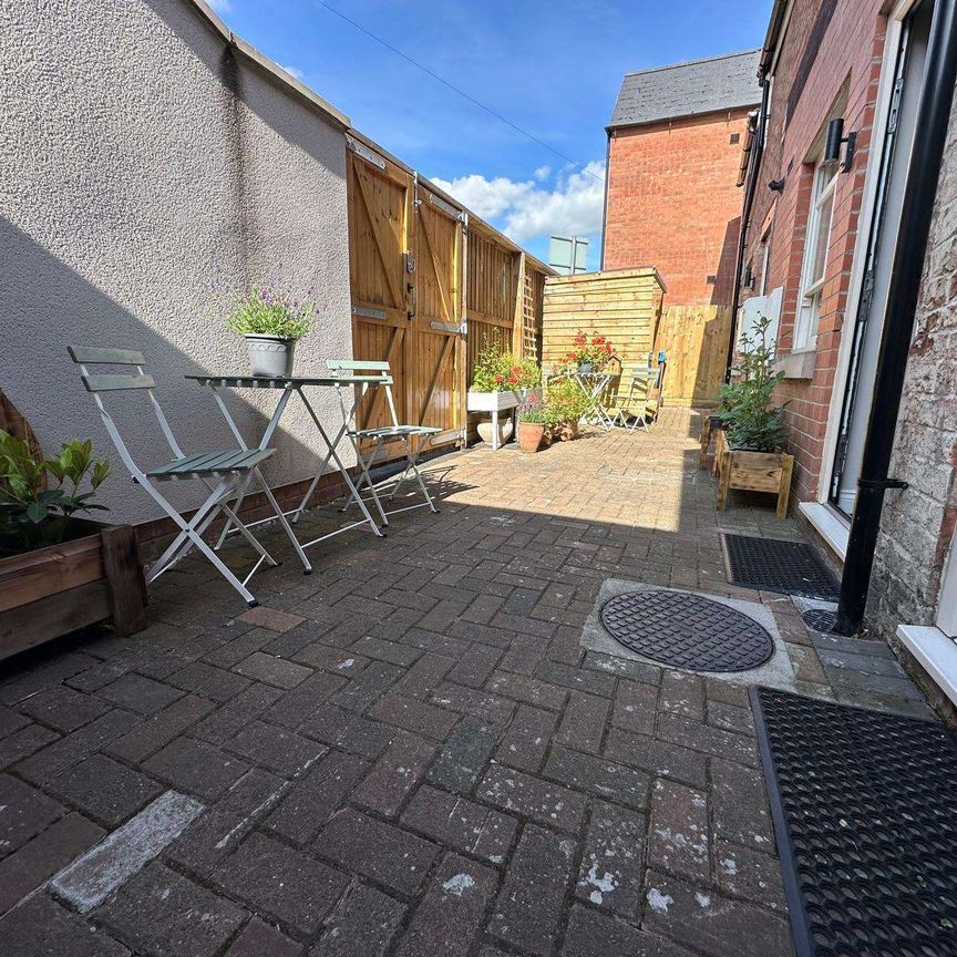 Duffield Road Room 1 - Photo 1