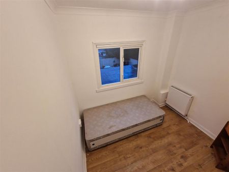 5 bedroom apartment to rent - Photo 2